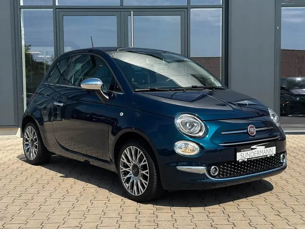 Gebraucht Fiat 500 Lounge 69 PS (50 kW) 2018 Blau Kleinwagen