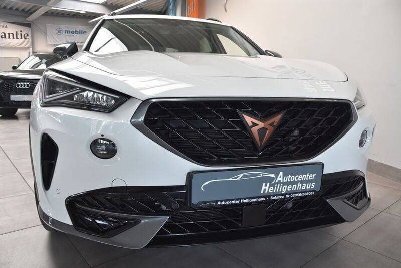 Weiß Gebraucht 2023 Cupra Formentor SUV | 23.780 € (Superpreis) - Bild 1/4