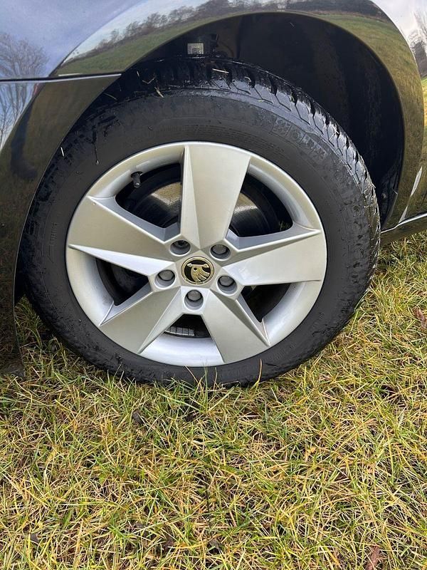 Gebraucht Skoda Octavia Ambition 116 PS (85 kW) 2018 Schwarz Kombi