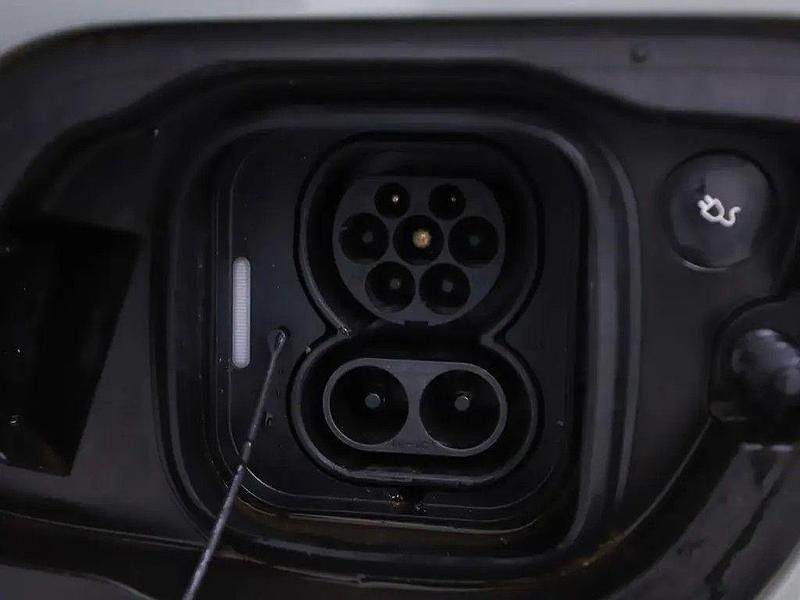 Gebraucht Volvo XC40 300 kW (408 PS) 2020 Grün SUV