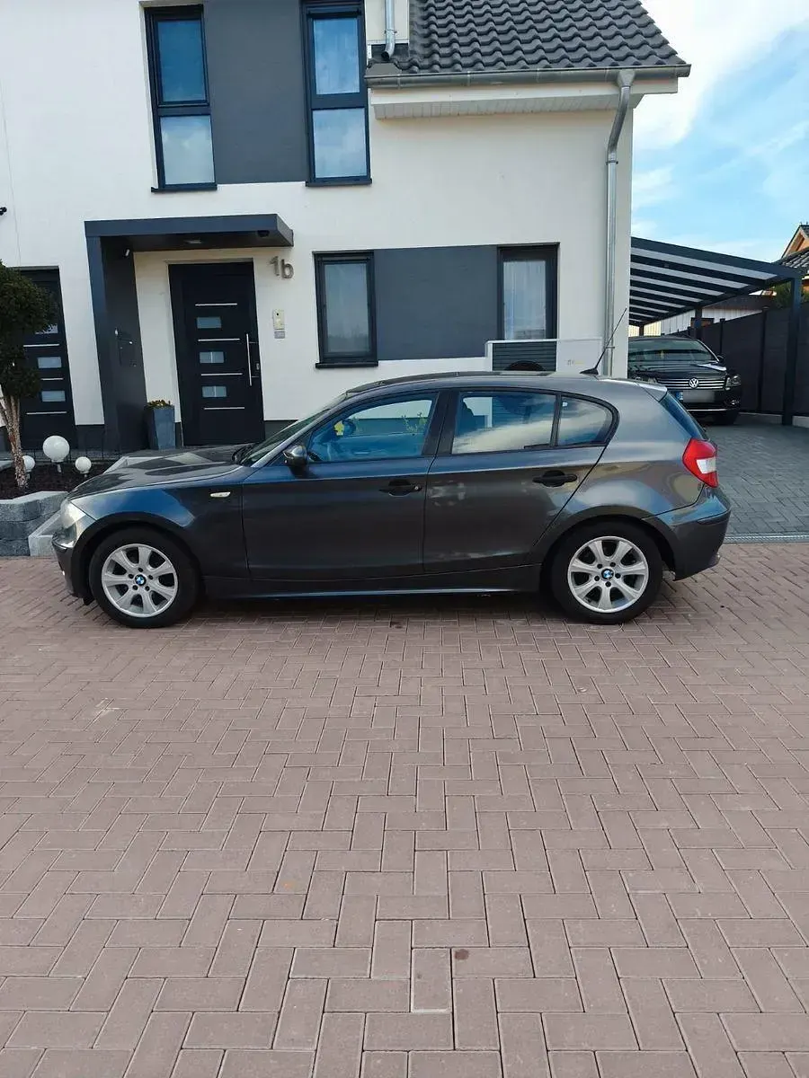 Używany BMW 116 116 KM (85 kW) 2005 Szary Hatchback