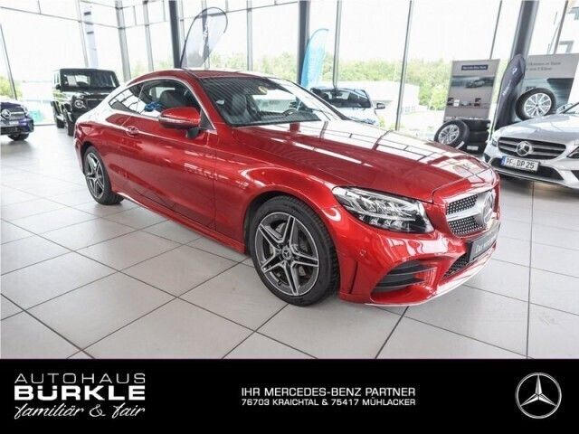 Rot Gebraucht 2021 Mercedes C180 AMG line Coupé | 34.590 € (Guter Preis) - Bild 1/4