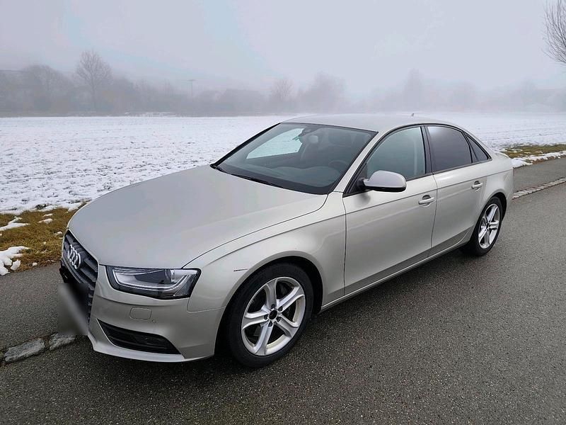 Gebraucht Audi A4 Design 211 PS (155 kW) 2012 Silber Limousine
