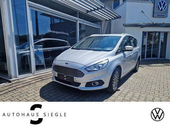 Gebraucht Ford S-MAX Titanium 150 PS (110 kW) 2019 Silber Van / Kleinbus