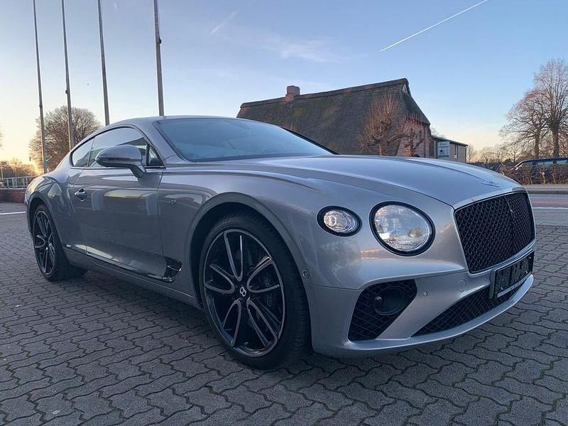 Gebraucht Bentley Continental GT Mulliner 549 PS (403 kW) 2020 Extreme silver Coupé