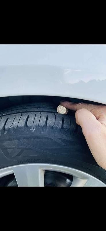 Gebraucht Skoda Roomster Plus Edition 86 PS (63 kW) 2013 Weiß Van / Kleinbus