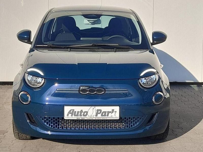 Gebraucht Fiat 500e Basis 86 kW (118 PS) 2023 Grün Kleinwagen
