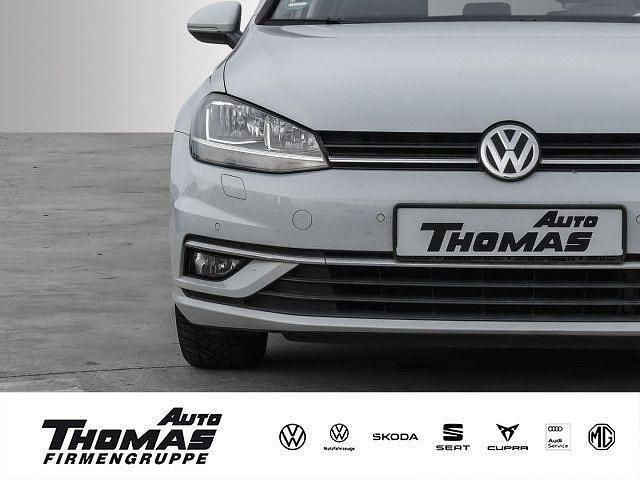 Silber Gebraucht 2017 VW Golf VII Sound Kombi | 13.990 € (Fairer Preis) - Bild 1/3