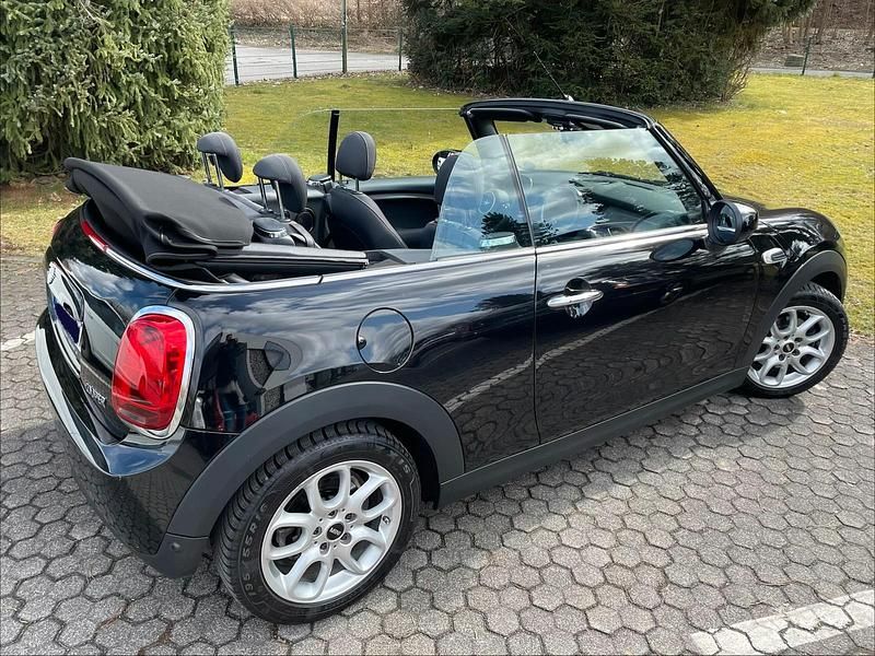 Gebraucht Mini Cooper Cabriolet 136 PS (100 kW) 2021 Schwarz Cabrio