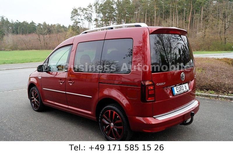 Second-hand VW Caddy 150 CP (110 kW) 2015 Roșu Monovolum
