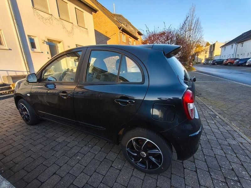 Gebraucht Nissan Micra Acenta 98 PS (72 kW) 2012 Schwarz Limousine