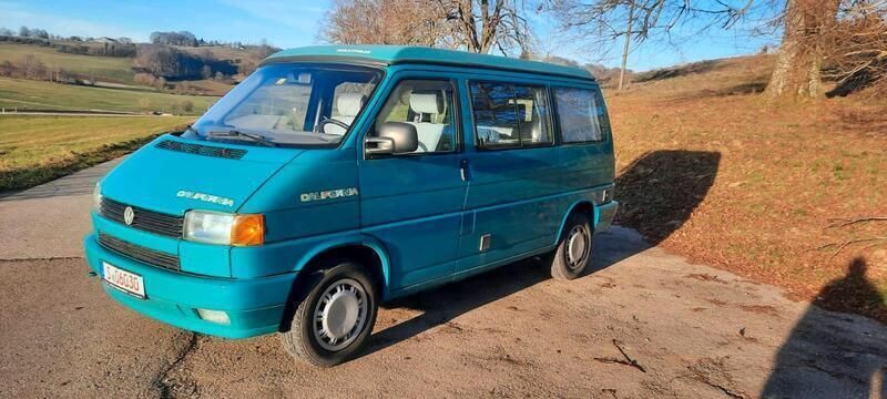Grün Gebraucht 1993 VW T4 California Van | 21.900 € - Bild 1/4