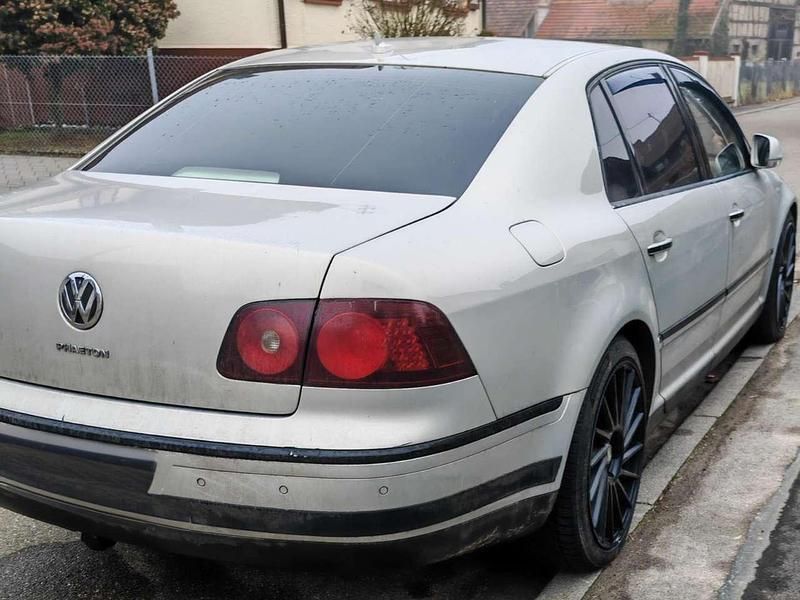 Usado VW Phaeton 239 HP (175 kW) 2009 Prateado Sedan