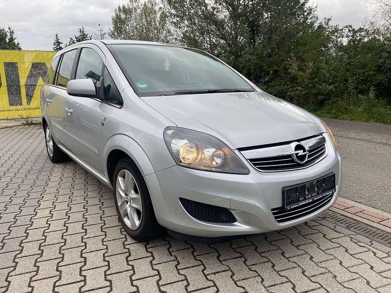 Argon silber/ice silver (m2) Gebraucht 2010 Opel Zafira Edition Van / Kleinbus | 4.990 € (Teuer) - Bild 1/4