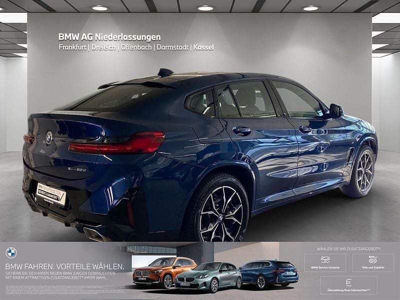 Gebraucht BMW X4 M Sport 190 PS (139 kW) 2024 Blau SUV