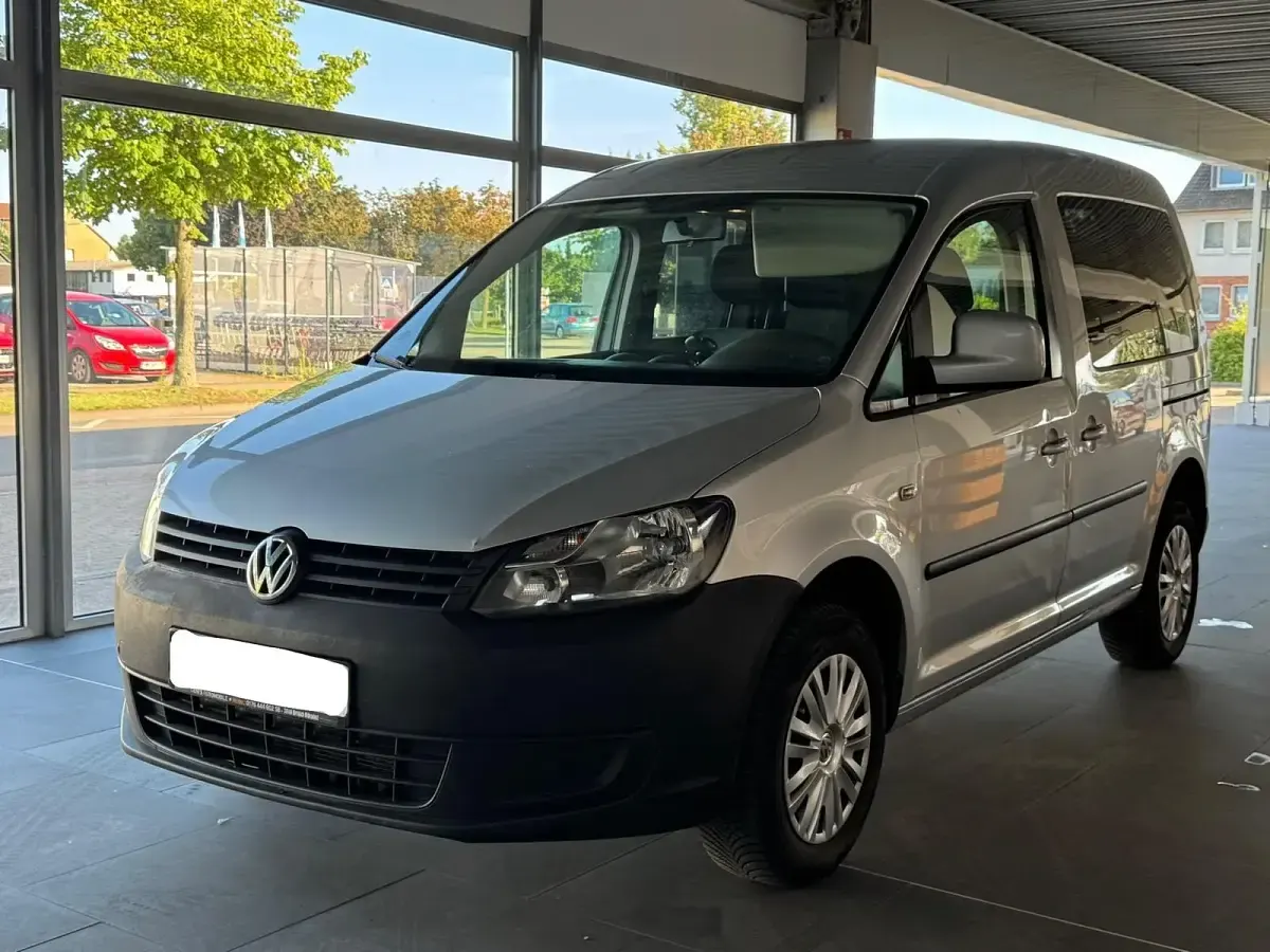 Gebraucht VW Caddy Life 105 PS (77 kW) 2012 Silber Van / Kleinbus