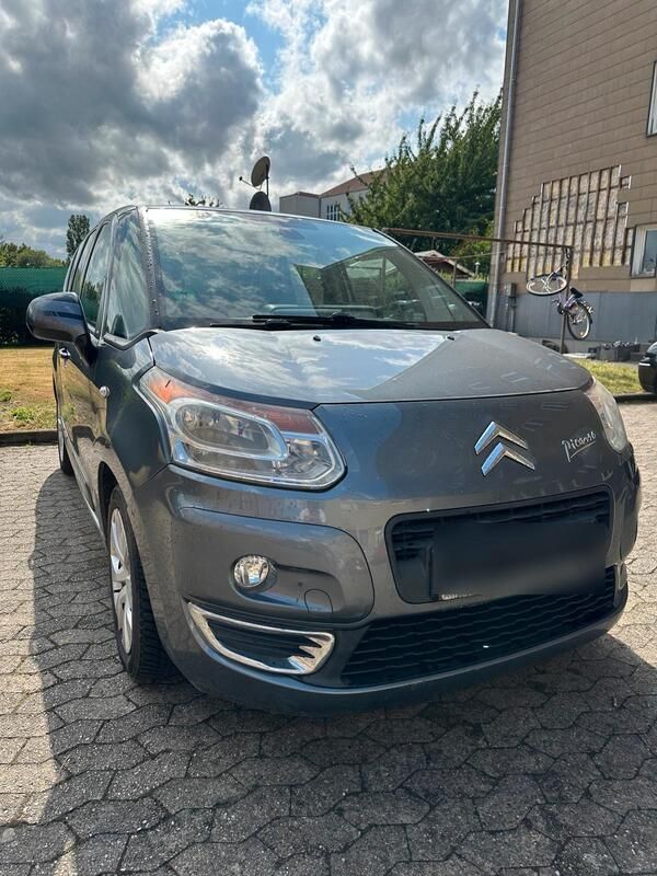 Grau Gebraucht 2009 Citroën C3 Picasso Exclusive Van / Kleinbus | 2.300 € (Guter Preis) - Bild 1/4