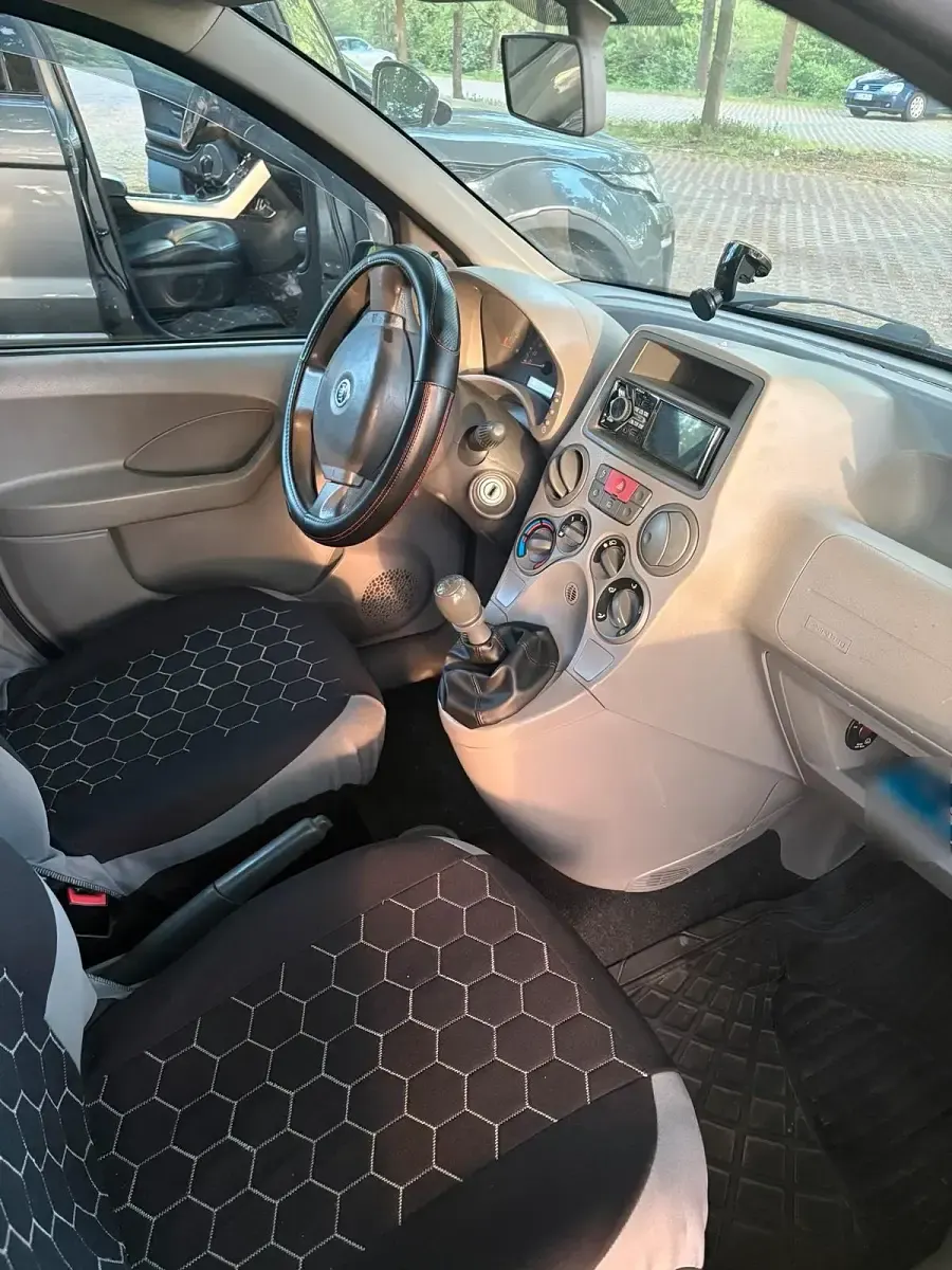 Gebraucht Fiat Panda 54 PS (39 kW) 2004 Silber Kleinwagen