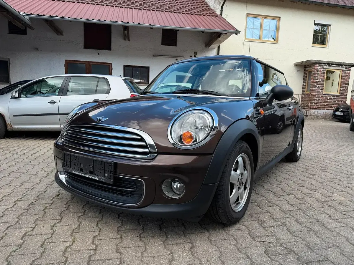 Używany Mini Cooper 75 KM (55 kW) 2011 Brązowy Hatchback