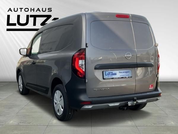 Neu Nissan Townstar Acenta 131 PS (96 kW) 2025 Grau (grey) Limousine