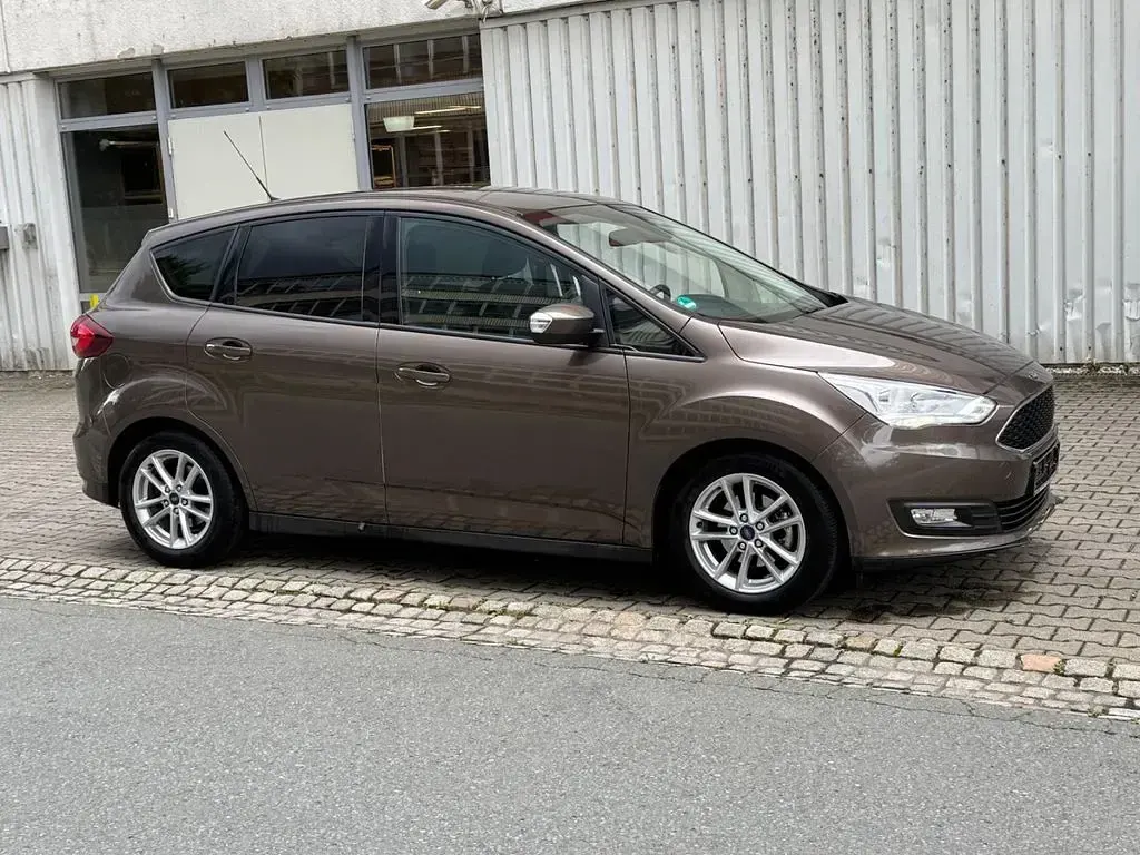 Gebraucht Ford C-MAX Business Edition 125 PS (91 kW) 2016 Braun Van / Kleinbus