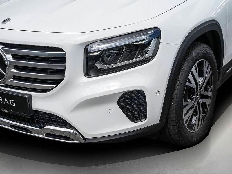 Gebraucht Mercedes GLB180 Advanced 185 PS (136 kW) 2024 Polarweiß SUV