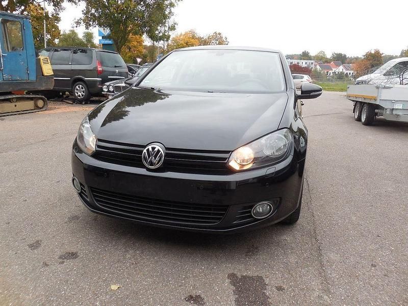 Schwarz Gebraucht 2012 VW Golf VI Match Kleinwagen | 5.999 € (Fairer Preis) - Bild 1/4