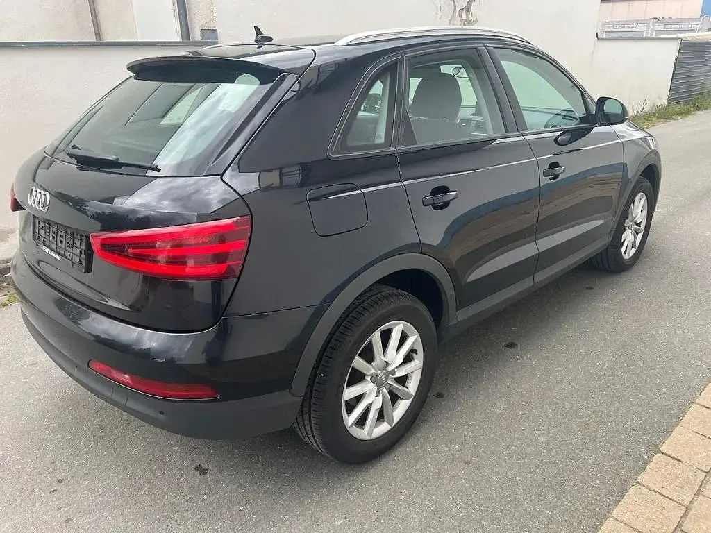 Usata Audi Q3 140 CV (102 kW) 2013 Nero SUV