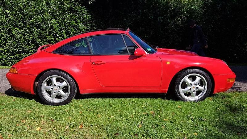 Rot Gebraucht 1997 Porsche 993 Coupé | 94.500 € (Fairer Preis) - Bild 1/4