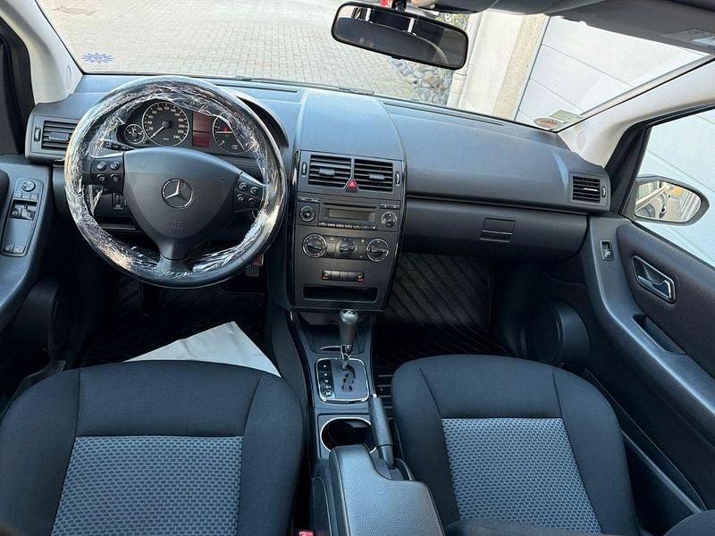 Gebraucht Mercedes A180 109 PS (80 kW) 2008 Schwarz Van / Kleinbus