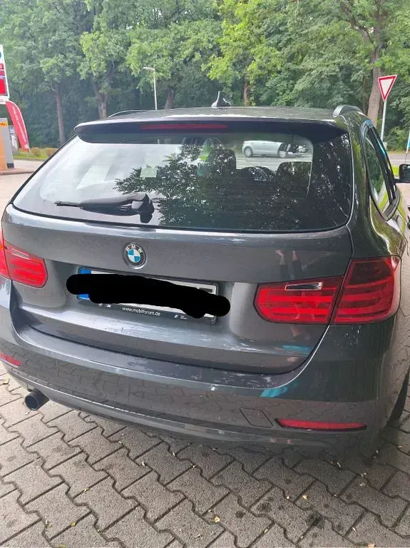 Gebraucht BMW 316 138 PS (101 kW) 2014 Grau Kombi