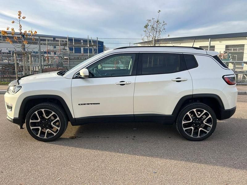 Gebraucht Jeep Compass Limited 170 PS (125 kW) 2018 Weiß SUV