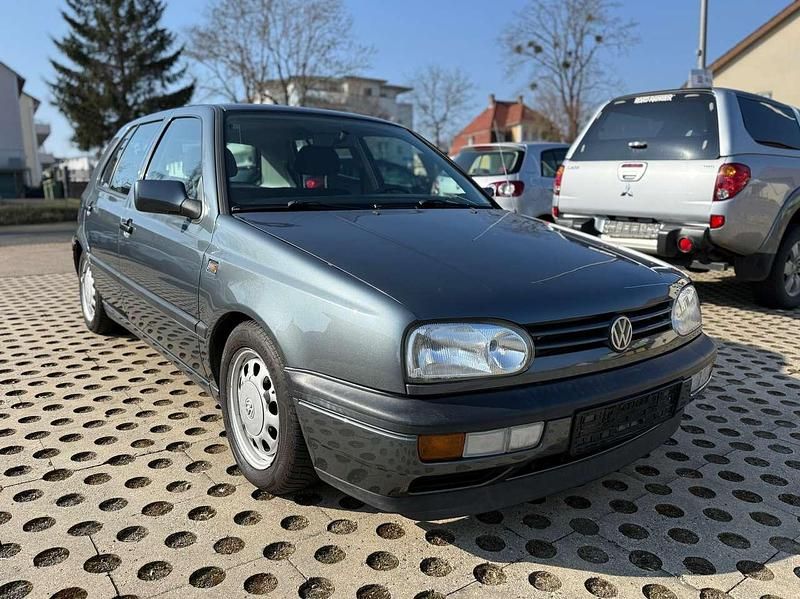 Gebraucht VW Golf III 116 PS (85 kW) 1995 Grau Limousine