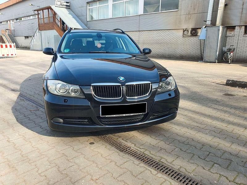 Brugt BMW 320 163 HK (119 kW) 2007 Sort Stationcar