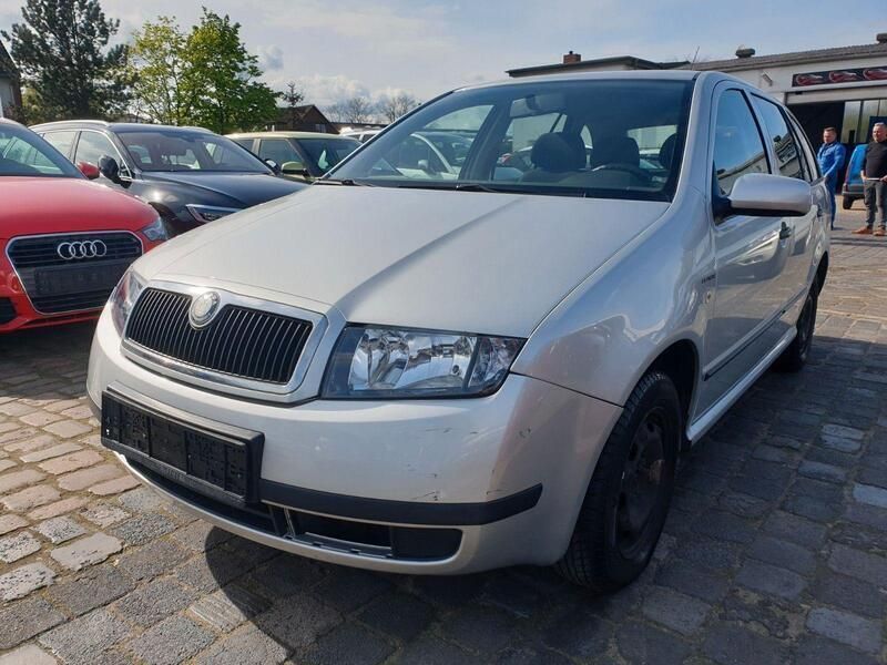 Silber Gebraucht 2004 Skoda Fabia Kombi | 1.490 € (Fairer Preis) - Bild 1/4