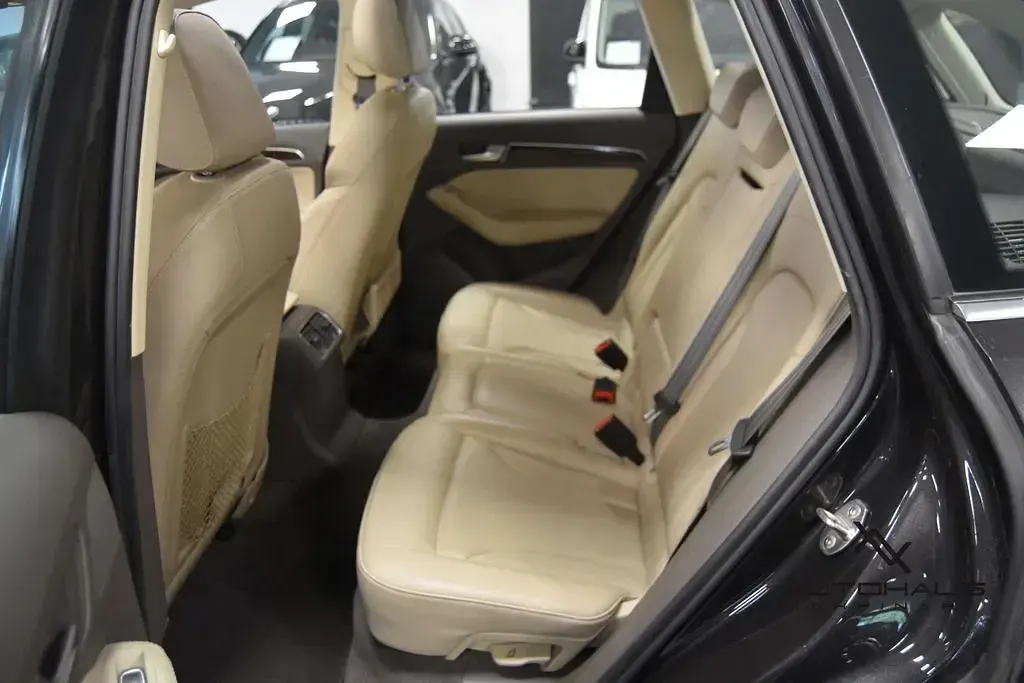 Używany Audi Q5 Advanced 245 KM (180 kW) 2013 Szary SUV