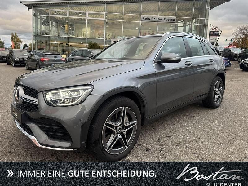 Grau Gebraucht 2022 Mercedes GLC220 AMG line SUV | 37.900 € (Superpreis) - Bild 1/4