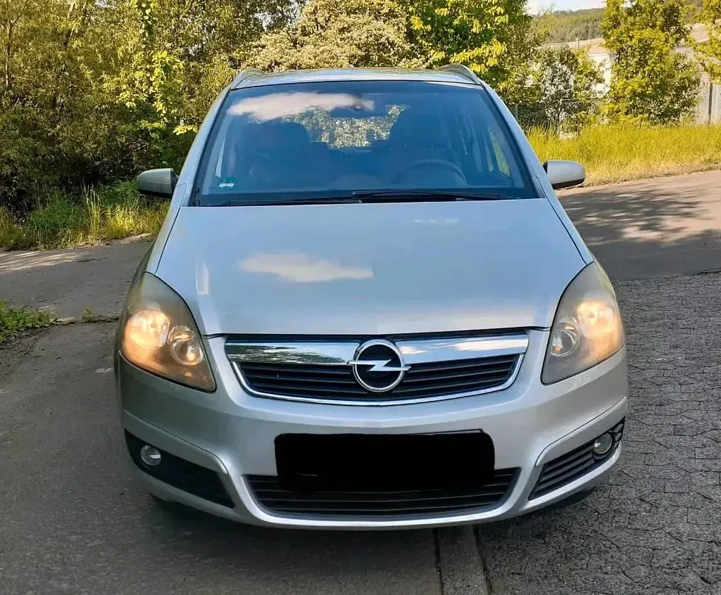 Gebraucht Opel Zafira 140 PS (102 kW) 2006 Silber Van / Kleinbus