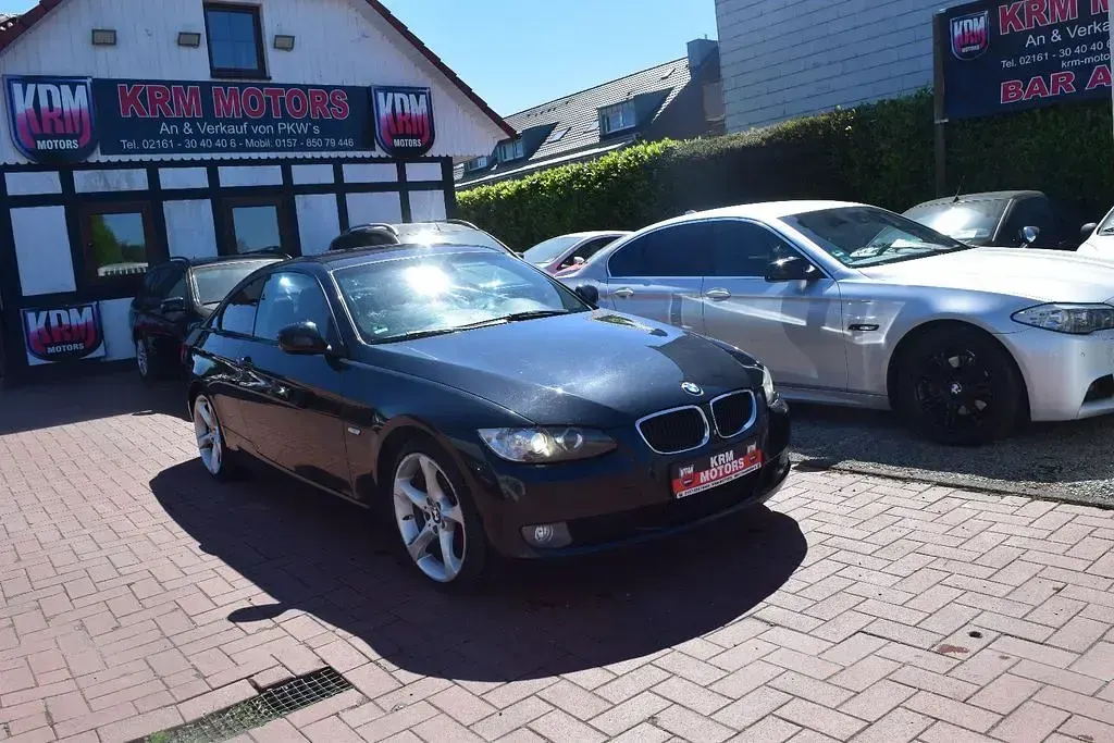 Używany BMW 320 170 KM (125 kW) 2009 Czarny Coupe