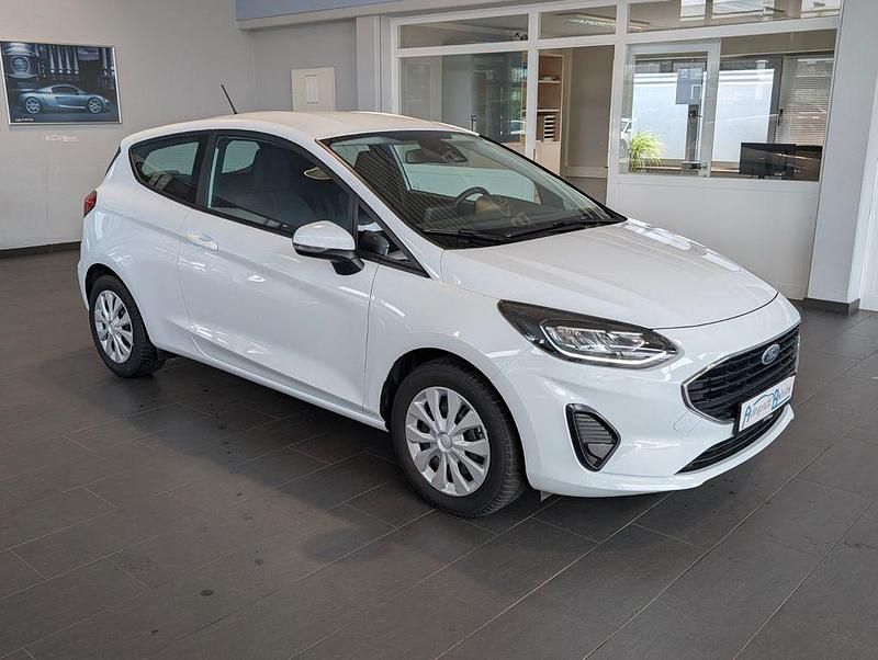 Weiß Gebraucht 2022 Ford Fiesta Kleinwagen | 12.450 € (Guter Preis) - Bild 1/4