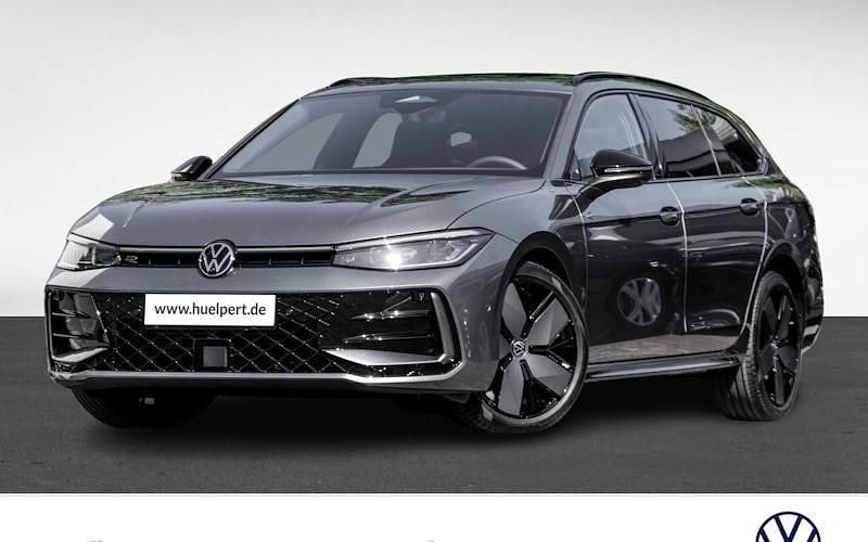 Diabasgrau metallic Gebraucht 2025 VW Passat R-line Kombi | 48.470 € - Bild 1/4