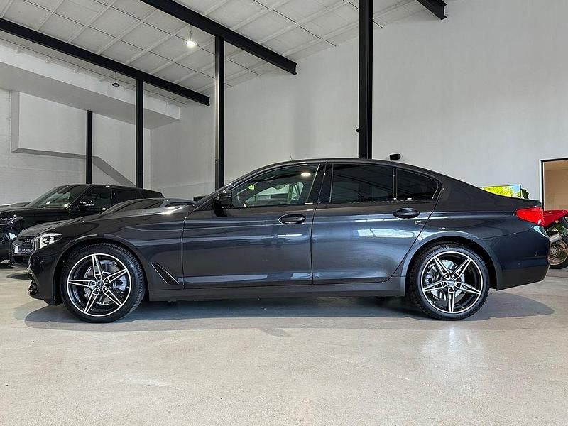 Gebraucht BMW 520 Performance 190 PS (139 kW) 2019 Grau Limousine