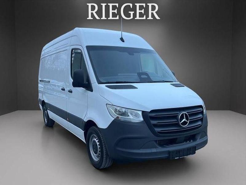 Gebraucht Mercedes Sprinter 170 PS (125 kW) 2025 Arktikweiß Van