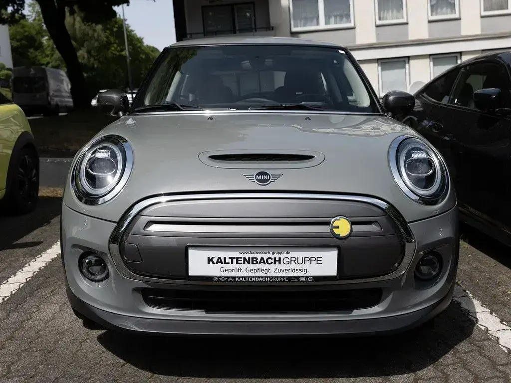 Gebraucht Mini Cooper SE 135 kW (184 PS) 2021 Grau Kleinwagen