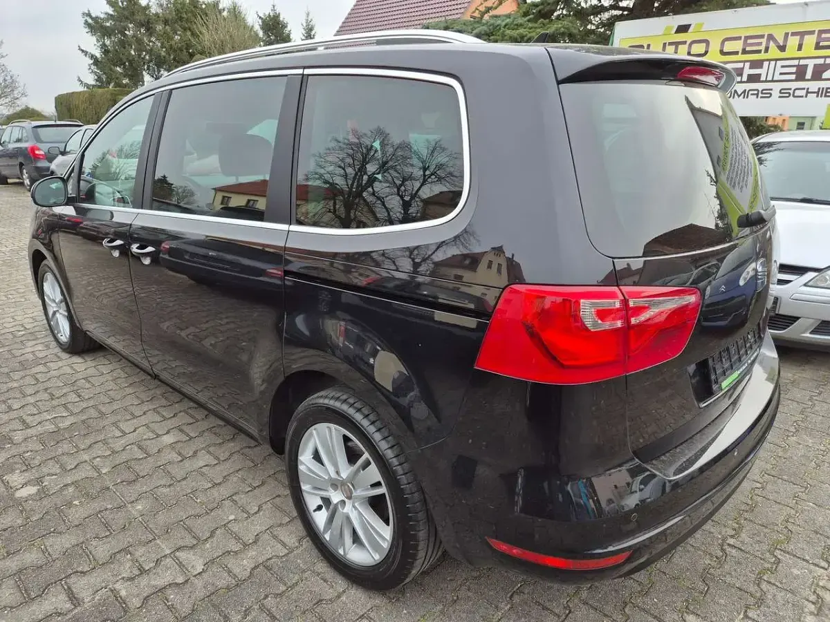 Używany Seat Alhambra Style 170 KM (125 kW) 2013 Czarny Minivan