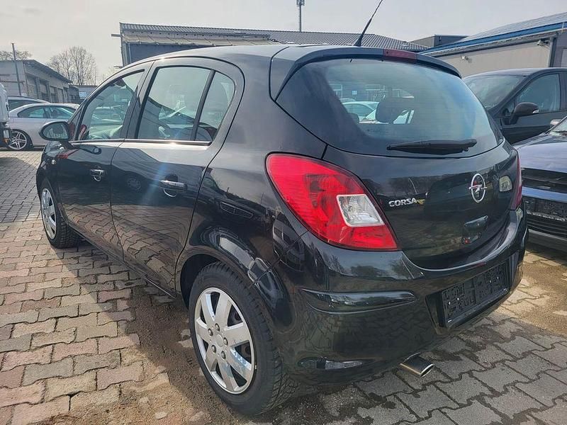 Gebraucht Opel Corsa Innovation 86 PS (63 kW) 2010 Schwarz Kleinwagen