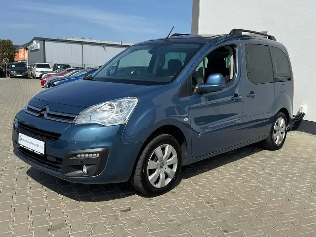 Gebraucht Citroën Berlingo Shine 110 PS (80 kW) 2018 Blau Van / Kleinbus