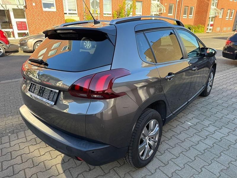 Gebraucht Peugeot 2008 Style 82 PS (60 kW) 2018 Grau SUV