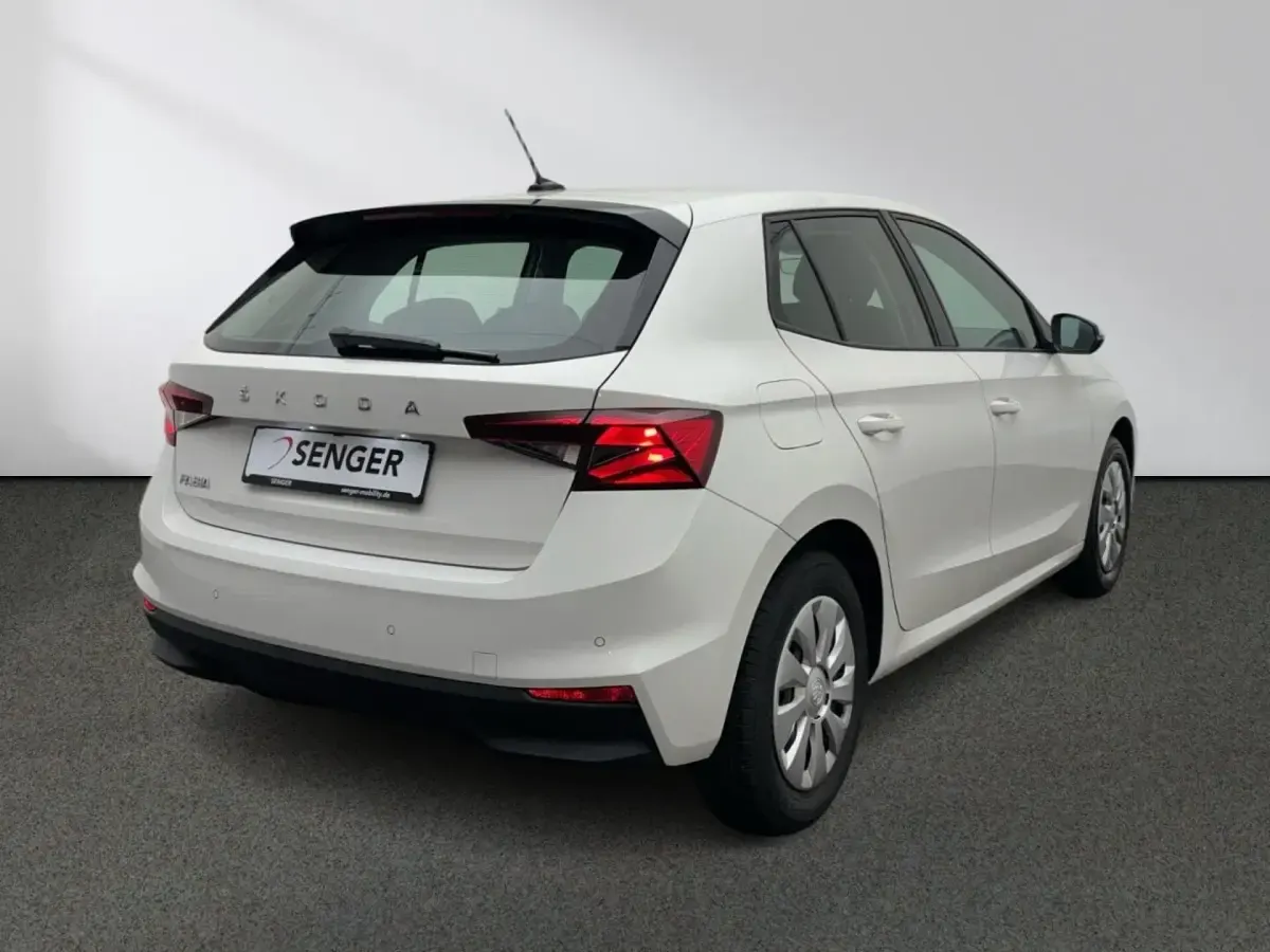 Gebraucht Skoda Fabia Active 65 PS (47 kW) 2023 Weiß Limousine