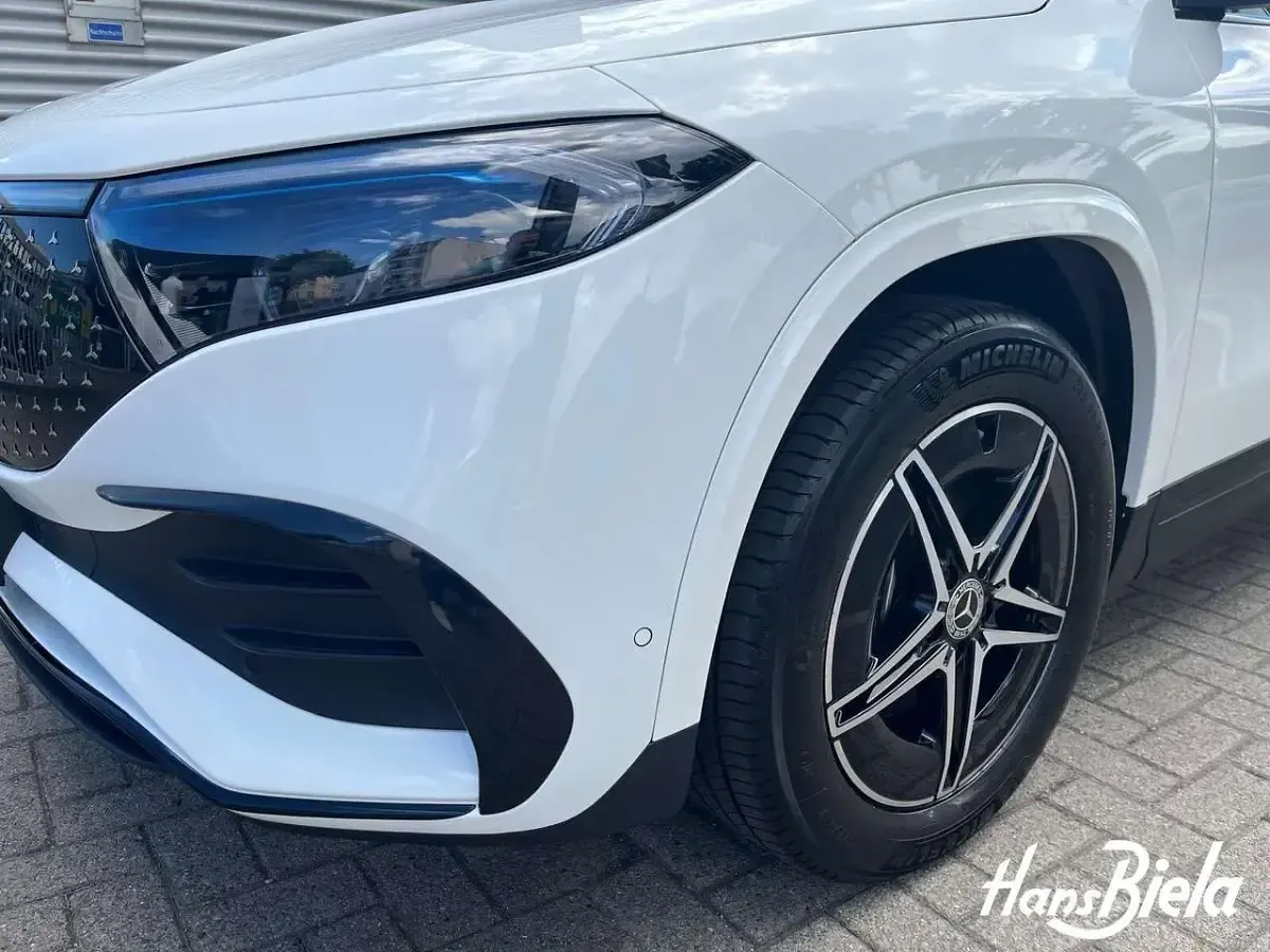 Gebraucht Mercedes EQA250+ AMG 139 kW (190 PS) 2025 Polarweiß uni SUV
